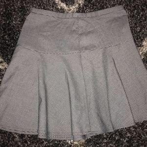 Old Navy patterned skirt